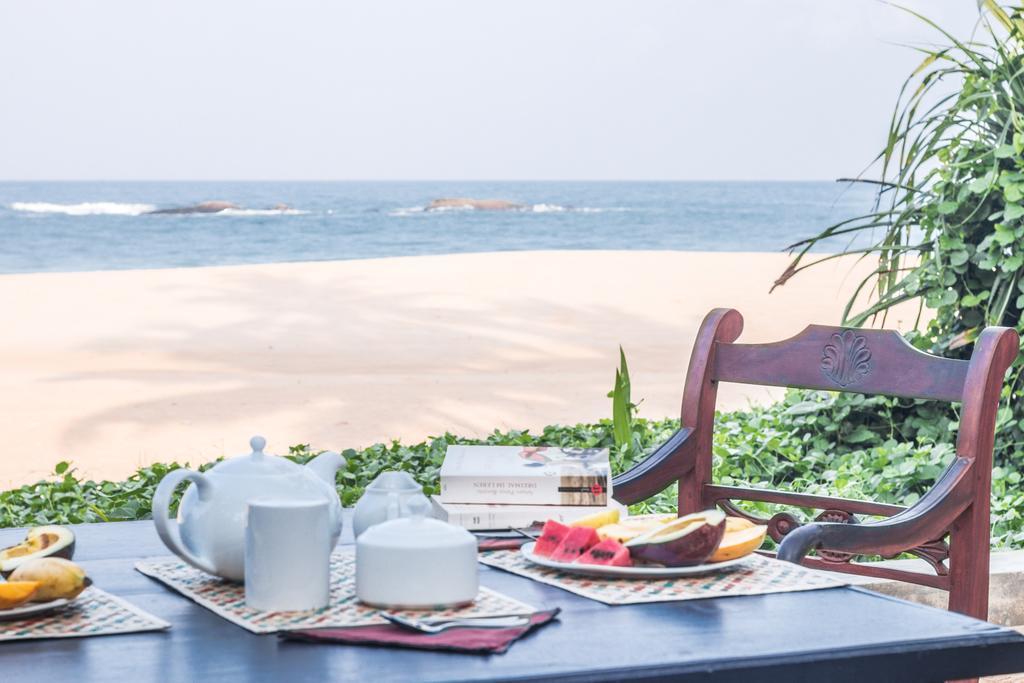 Blue Parrot Beach Villa Ambalangoda  Ngoại thất bức ảnh