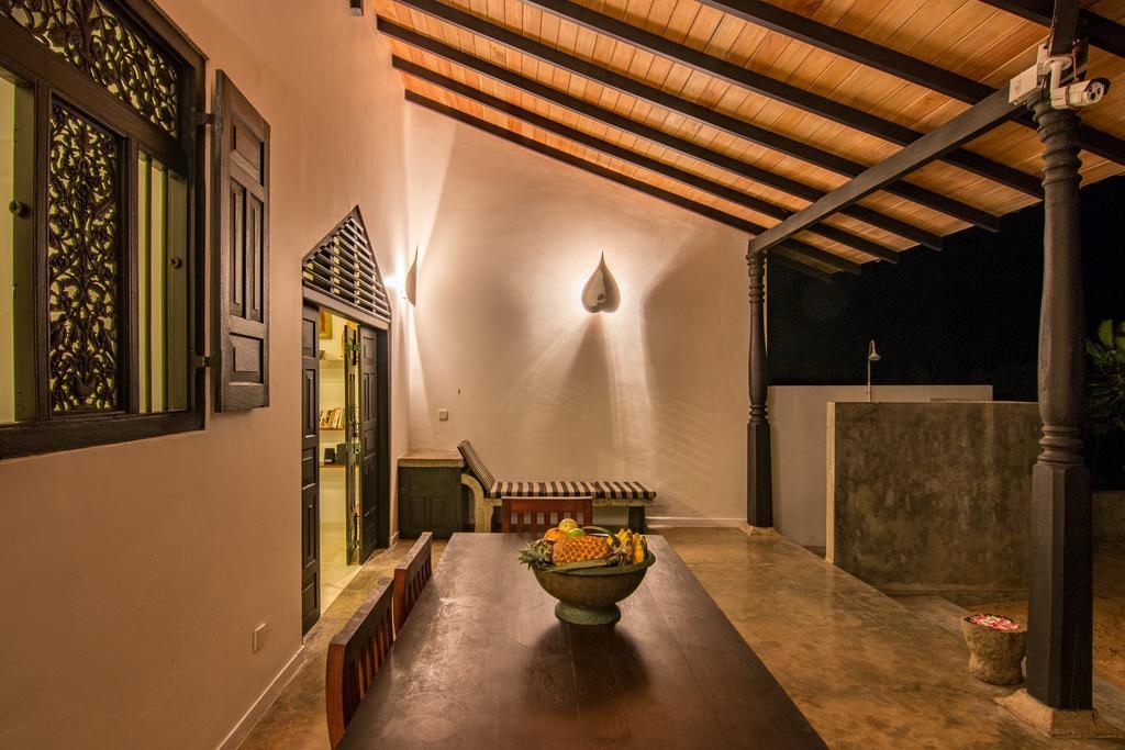 Blue Parrot Beach Villa Ambalangoda  Ngoại thất bức ảnh