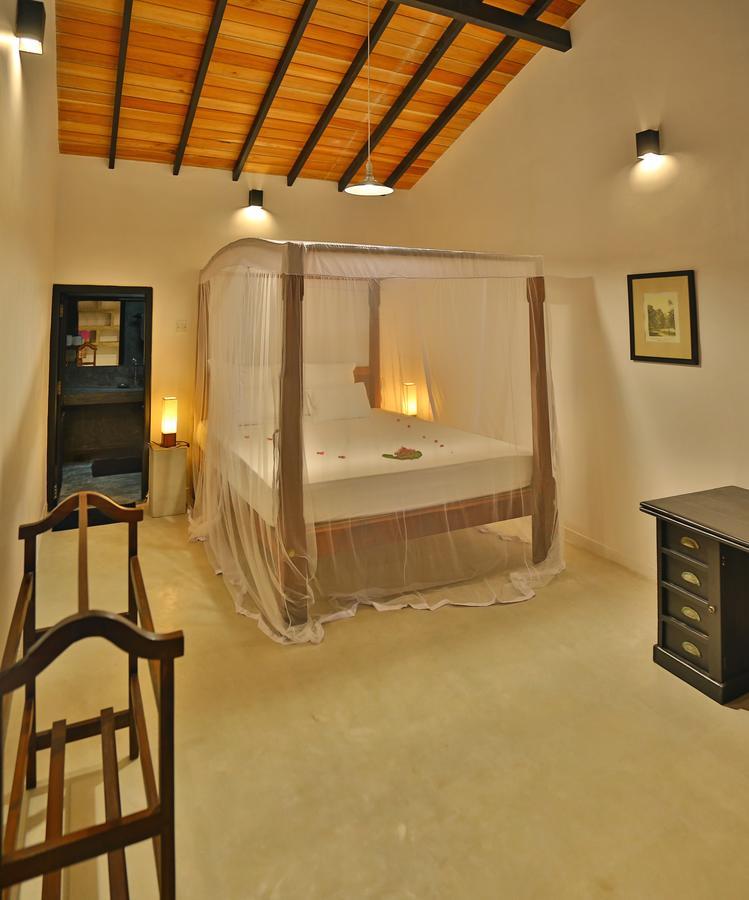 Blue Parrot Beach Villa Ambalangoda  Ngoại thất bức ảnh
