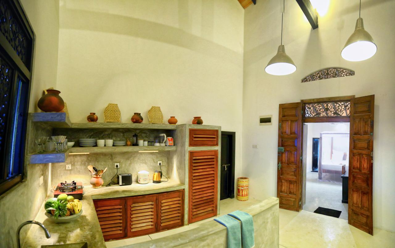 Blue Parrot Beach Villa Ambalangoda  Ngoại thất bức ảnh